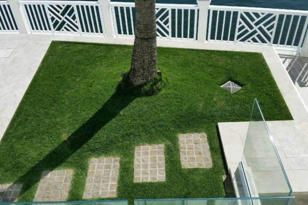 Empire-Zoysia-Turf-Grass-Lawn-GC-Pool-2-Lawn-Block-Turf.jpg