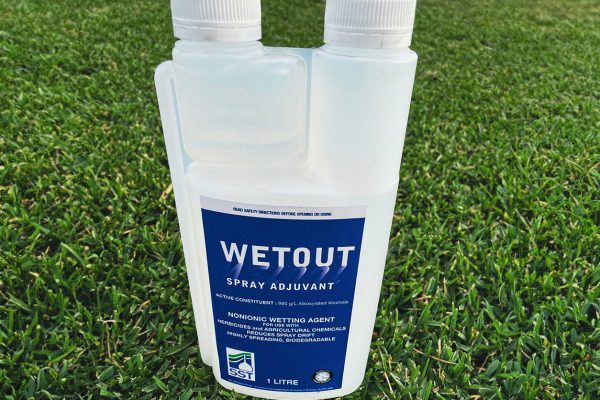 Wetout-Spray-Adjuvant-Nonionic-Wetting-Agent-1-Litre-Lawn Block Turf Brisbane